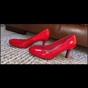 Red Heels - Women's 7